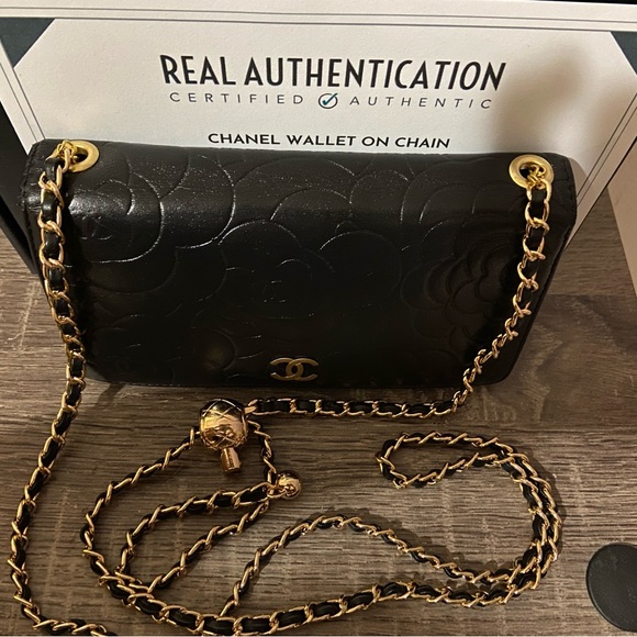 🖤 🔱Chanel Camellia Quilted Wallet Chain Pearl Crush Crossbody - Picture 3 of 10